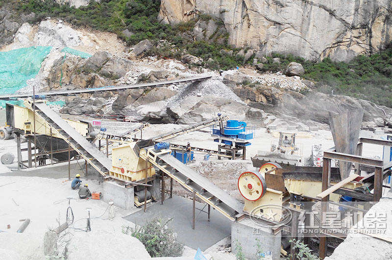 砂石加工現(xiàn)場--機(jī)制砂 砂石加工現(xiàn)場--機(jī)制砂