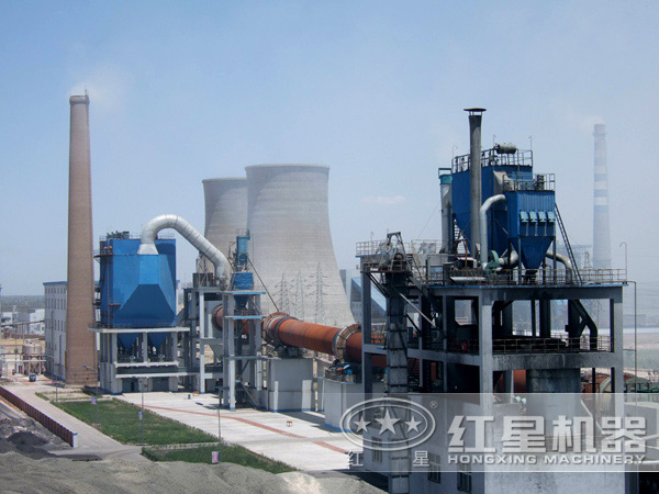 山東白灰回轉(zhuǎn)窯工作現(xiàn)場 山東白灰回轉(zhuǎn)窯工作現(xiàn)場