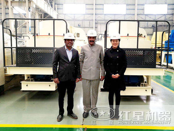 第五代環(huán)保節(jié)能制砂機(jī)與國外客戶合作 第五代環(huán)保節(jié)能制砂機(jī)與國外客戶合作