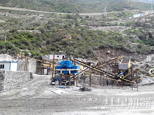 珍珠巖制砂機工作現場 珍珠巖制砂機工作現場