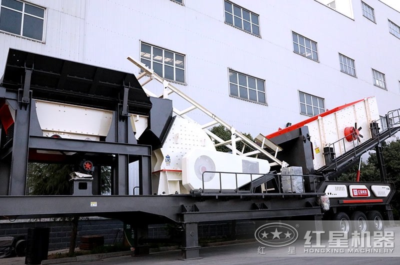可流動的全自動錘式粉碎機配振動篩,實現(xiàn)一次成型,篩分多種規(guī)格 可流動的全自動錘式粉碎機配振動篩,實現(xiàn)一次成型,篩分多種規(guī)格