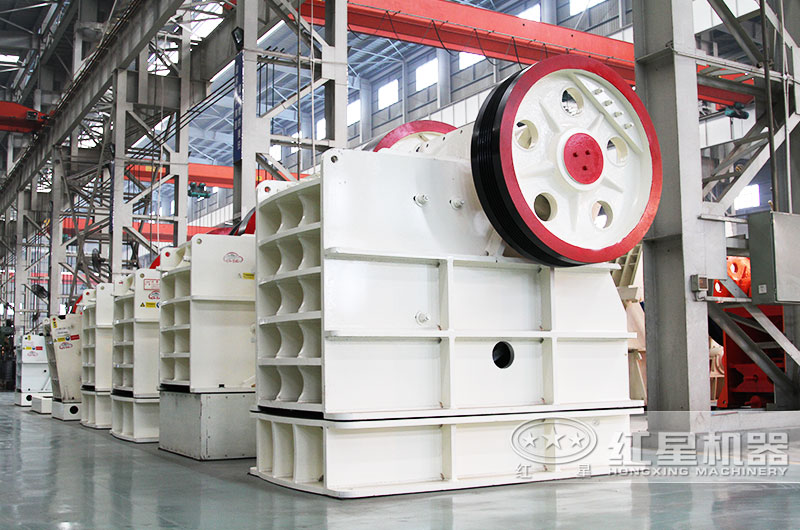 57破碎機產量40-110t/h，性價比高，超多客戶都選擇的破碎機