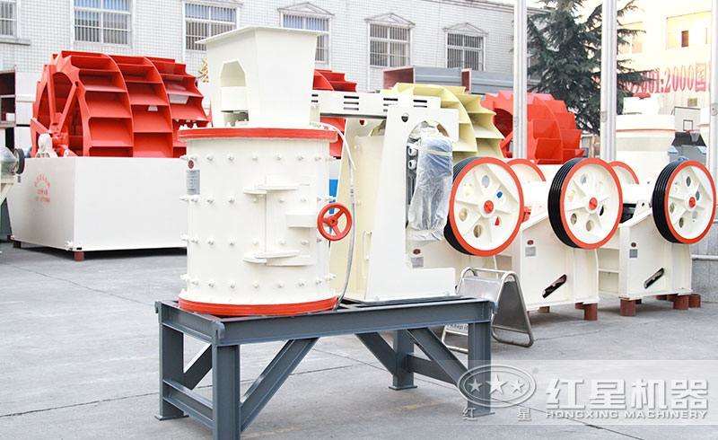 復(fù)合式破碎機(jī),功耗小,使用壽命長(zhǎng) 復(fù)合式破碎機(jī),功耗小,使用壽命長(zhǎng)