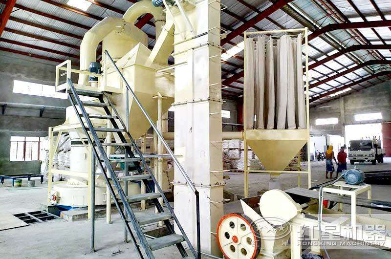 5r新型環保雷蒙磨粉生產線現場