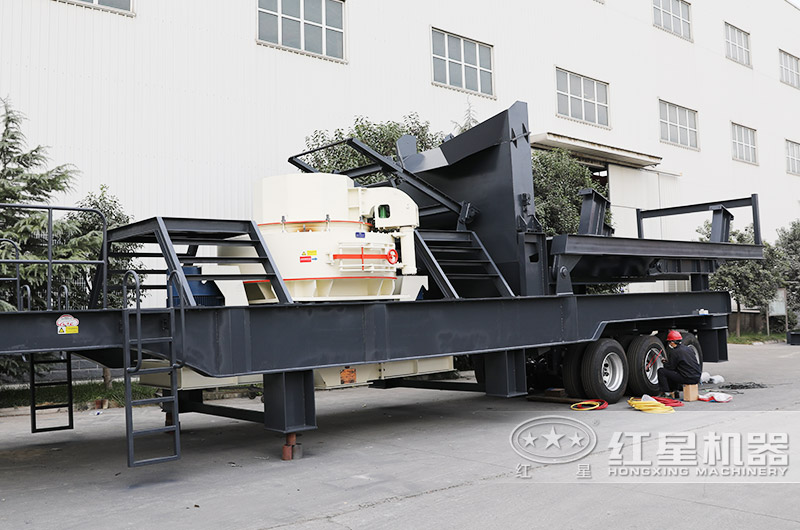 移動(dòng)沖擊式制砂機(jī)，碎砂+篩分，級(jí)配合理