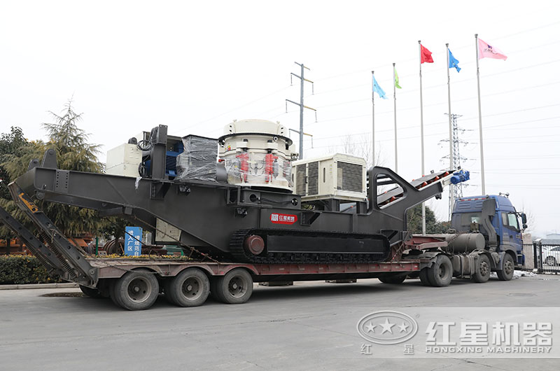 移動履帶破碎機設備發往客戶現場 移動履帶破碎機設備發往客戶現場