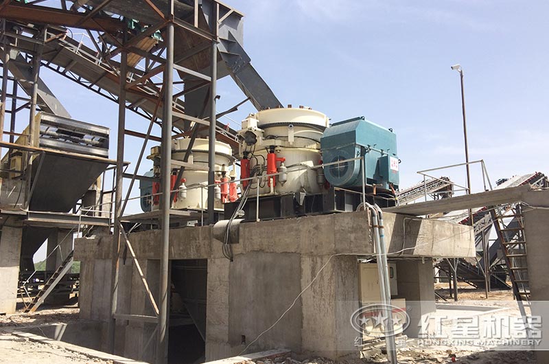 hp500圓錐破碎機(jī)作業(yè)現(xiàn)場(chǎng)圖 hp500圓錐破碎機(jī)作業(yè)現(xiàn)場(chǎng)圖