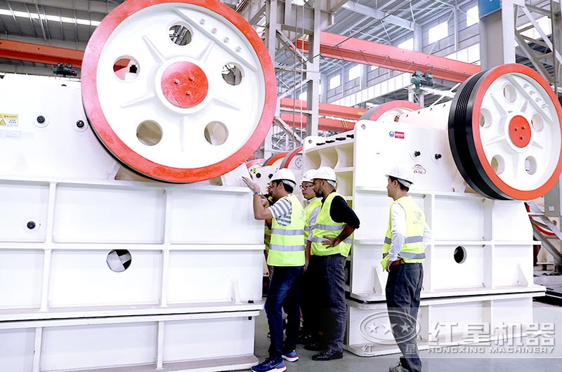 客戶來廠考察頭破機設(shè)備 客戶來廠考察頭破機設(shè)備