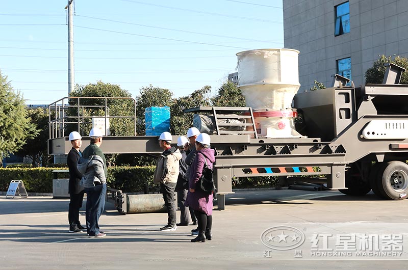 客戶到廠區實地考察 客戶到廠區實地考察