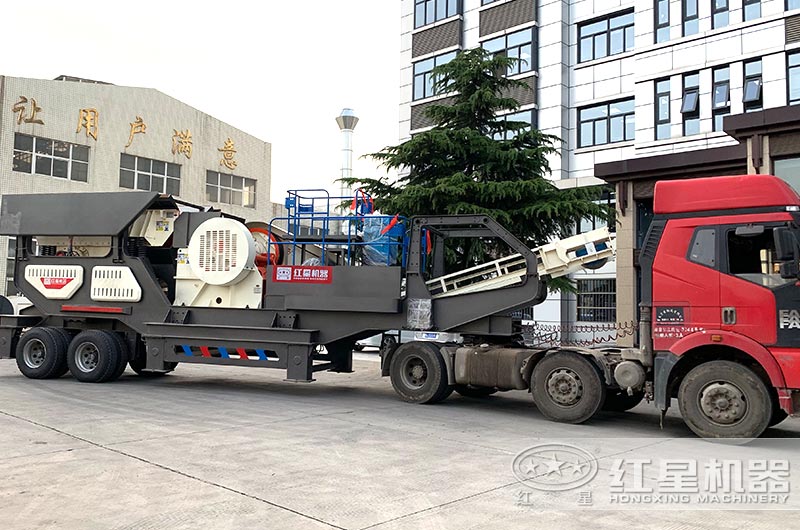 移動式破碎機直接開到客戶現場 移動式破碎機直接開到客戶現場