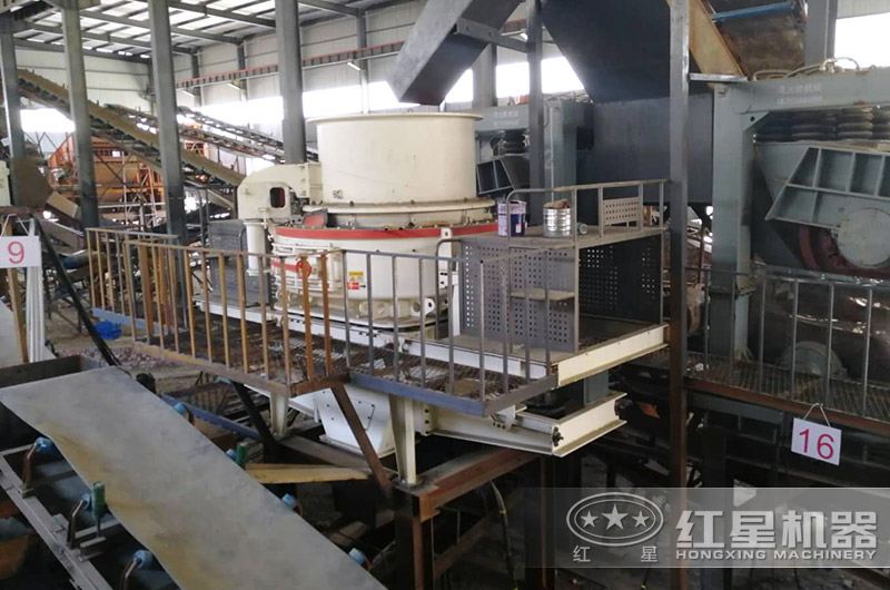 制砂機(jī)作業(yè)現(xiàn)場(chǎng)實(shí)拍圖 制砂機(jī)作業(yè)現(xiàn)場(chǎng)實(shí)拍圖