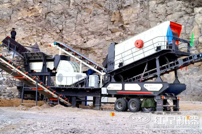 錘式流動(dòng)石子破碎生產(chǎn)線現(xiàn)場(chǎng) 錘式流動(dòng)石子破碎生產(chǎn)線現(xiàn)場(chǎng)
