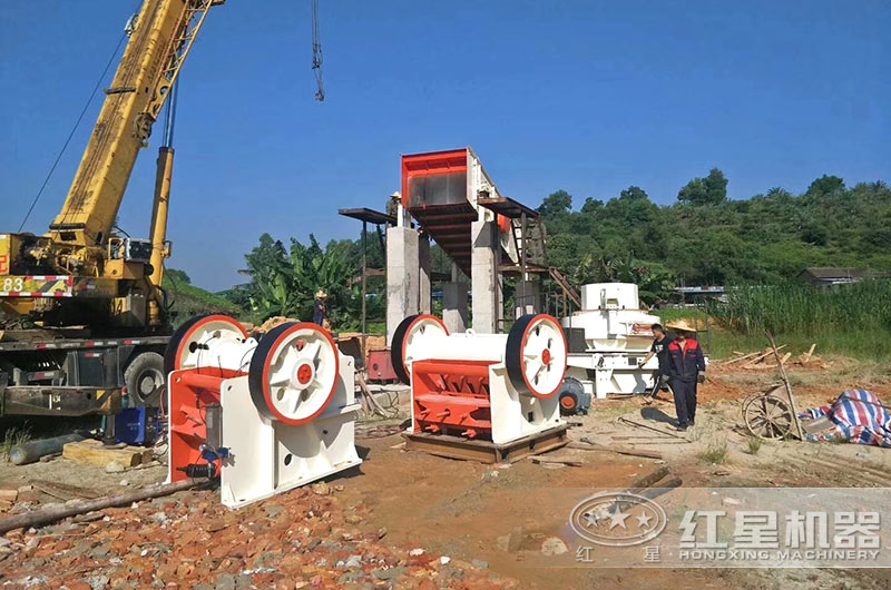 鵝卵石制砂生產線安裝實拍 鵝卵石制砂生產線安裝實拍