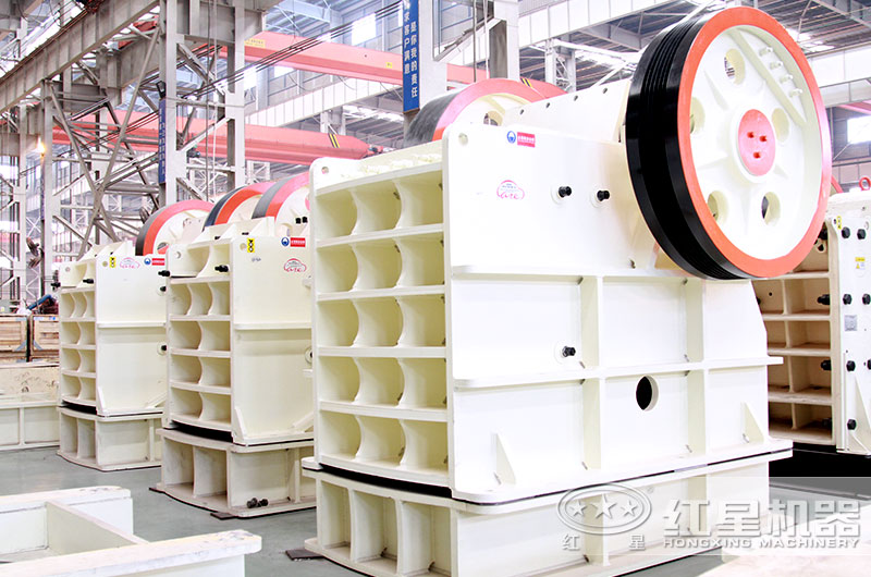 顎式破碎機實拍圖 顎式破碎機實拍圖