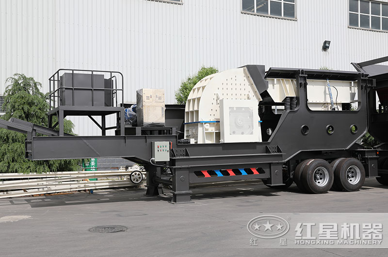 移動二合一重錘式破碎機(jī)圖片 移動二合一重錘式破碎機(jī)圖片