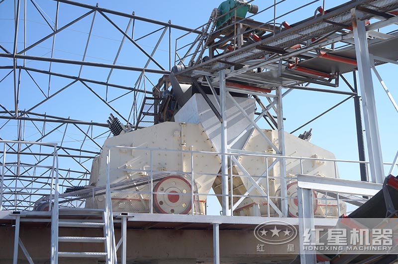 河北客戶反擊破碎機工作現場圖片 河北客戶反擊破碎機工作現場圖片