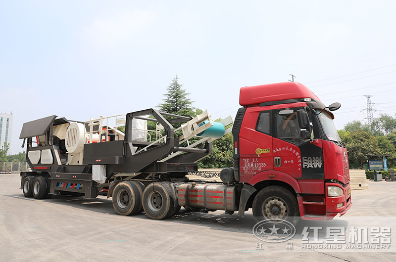 建筑垃圾粉碎機(jī)設(shè)備直接開往客戶現(xiàn)場 建筑垃圾粉碎機(jī)設(shè)備直接開往客戶現(xiàn)場