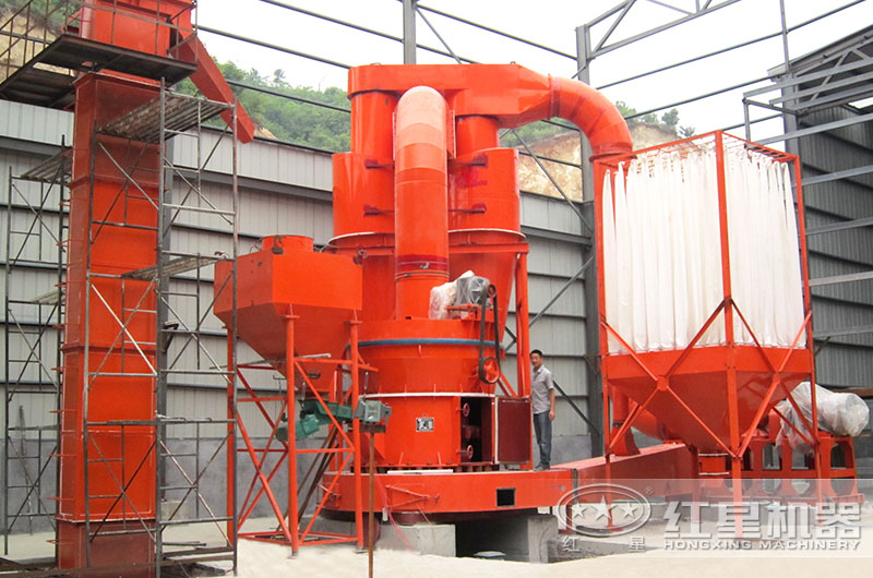 節(jié)能型磨粉機(jī)生產(chǎn)現(xiàn)場(chǎng)圖片 節(jié)能型磨粉機(jī)生產(chǎn)現(xiàn)場(chǎng)圖片