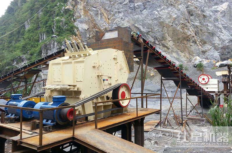 破碎生產(chǎn)線現(xiàn)場(chǎng)圖片 破碎生產(chǎn)線現(xiàn)場(chǎng)圖片