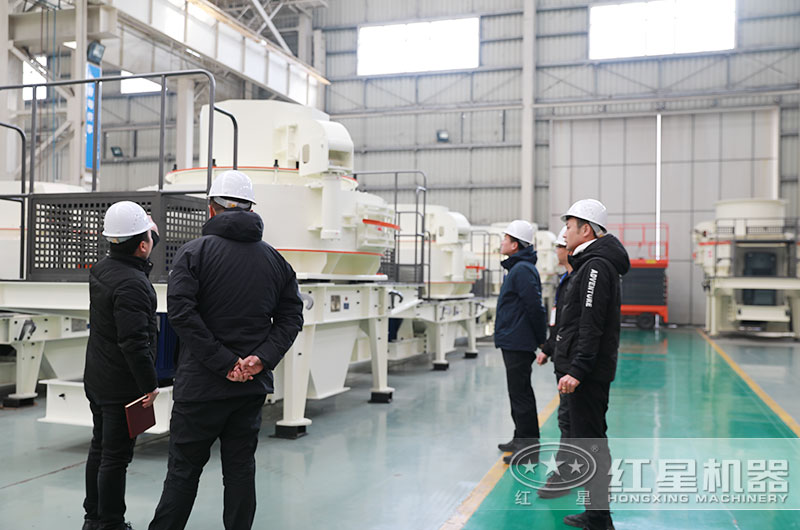 客戶來廠考察砂石生產線設備 客戶來廠考察砂石生產線設備