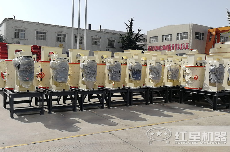 紅星復(fù)合破碎機(jī)現(xiàn)貨充足,等您來選 紅星復(fù)合破碎機(jī)現(xiàn)貨充足,等您來選