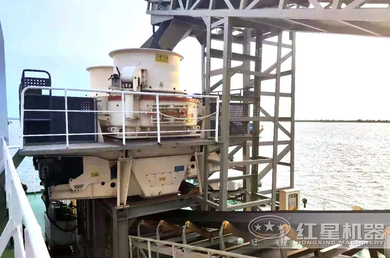 船載HVI制砂機現(xiàn)場 船載HVI制砂機現(xiàn)場