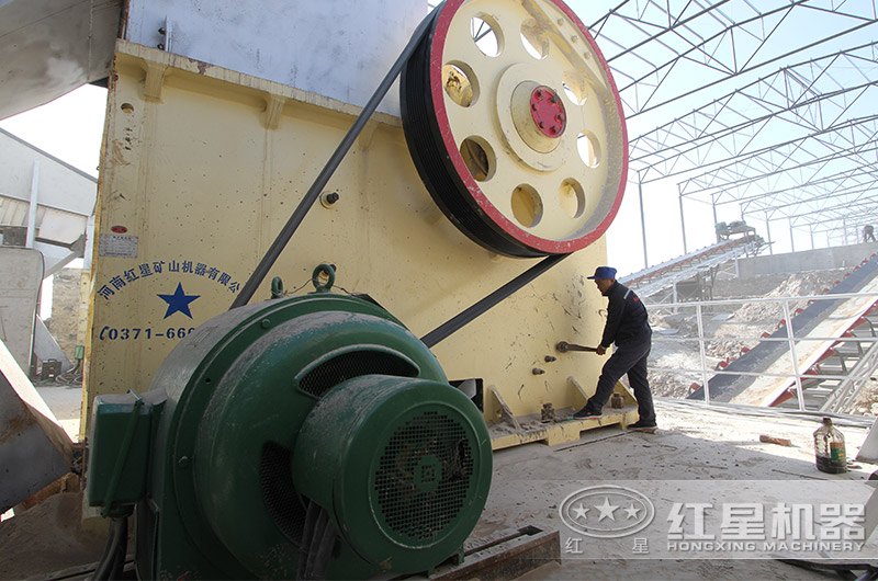 鄂式破碎機(jī)維護(hù)保養(yǎng) 鄂式破碎機(jī)維護(hù)保養(yǎng)